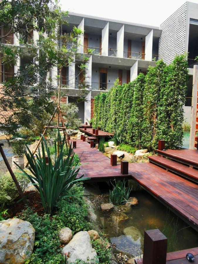 Proud Phu Fah Muang Chiang Mai Hotel Екстериор снимка