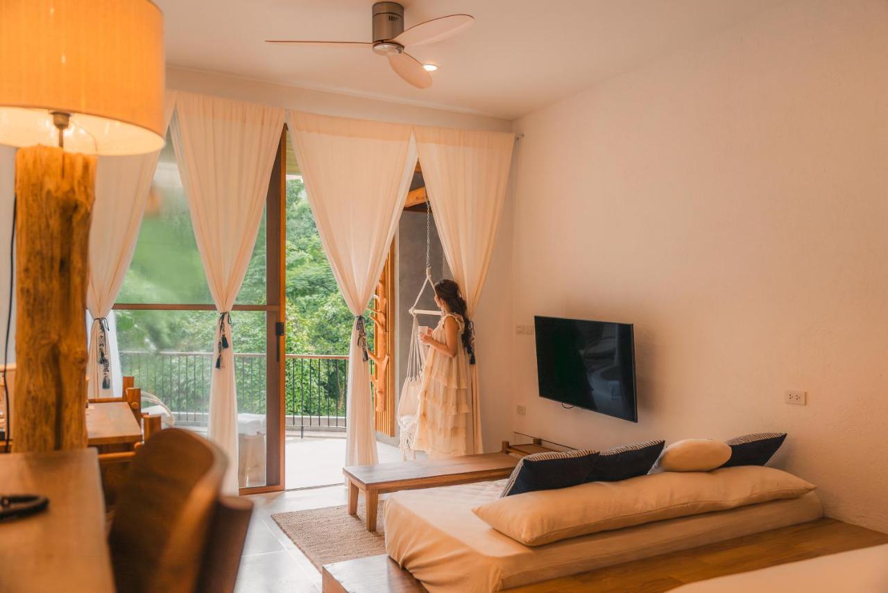 Proud Phu Fah Muang Chiang Mai Hotel Екстериор снимка