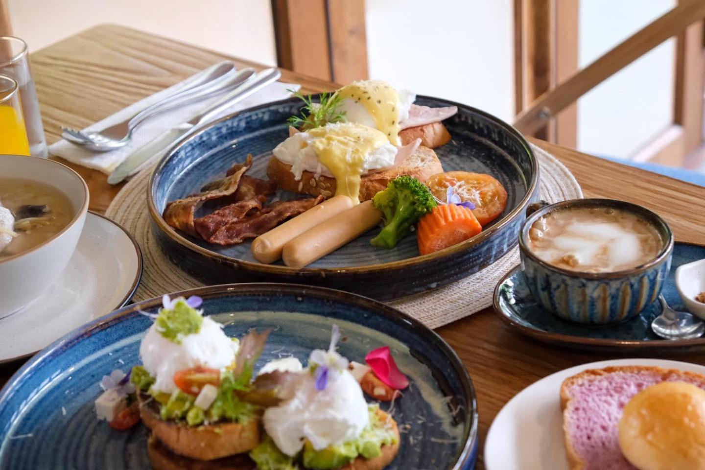 Proud Phu Fah Muang Chiang Mai Hotel Екстериор снимка